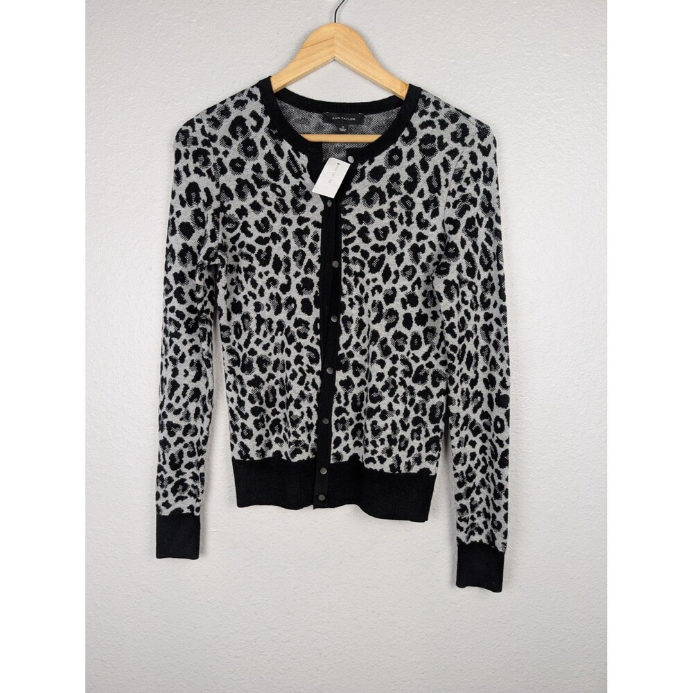 Ann Taylor Cardigan Sweater Womens Small Gray Black Leopard Button Front NWT